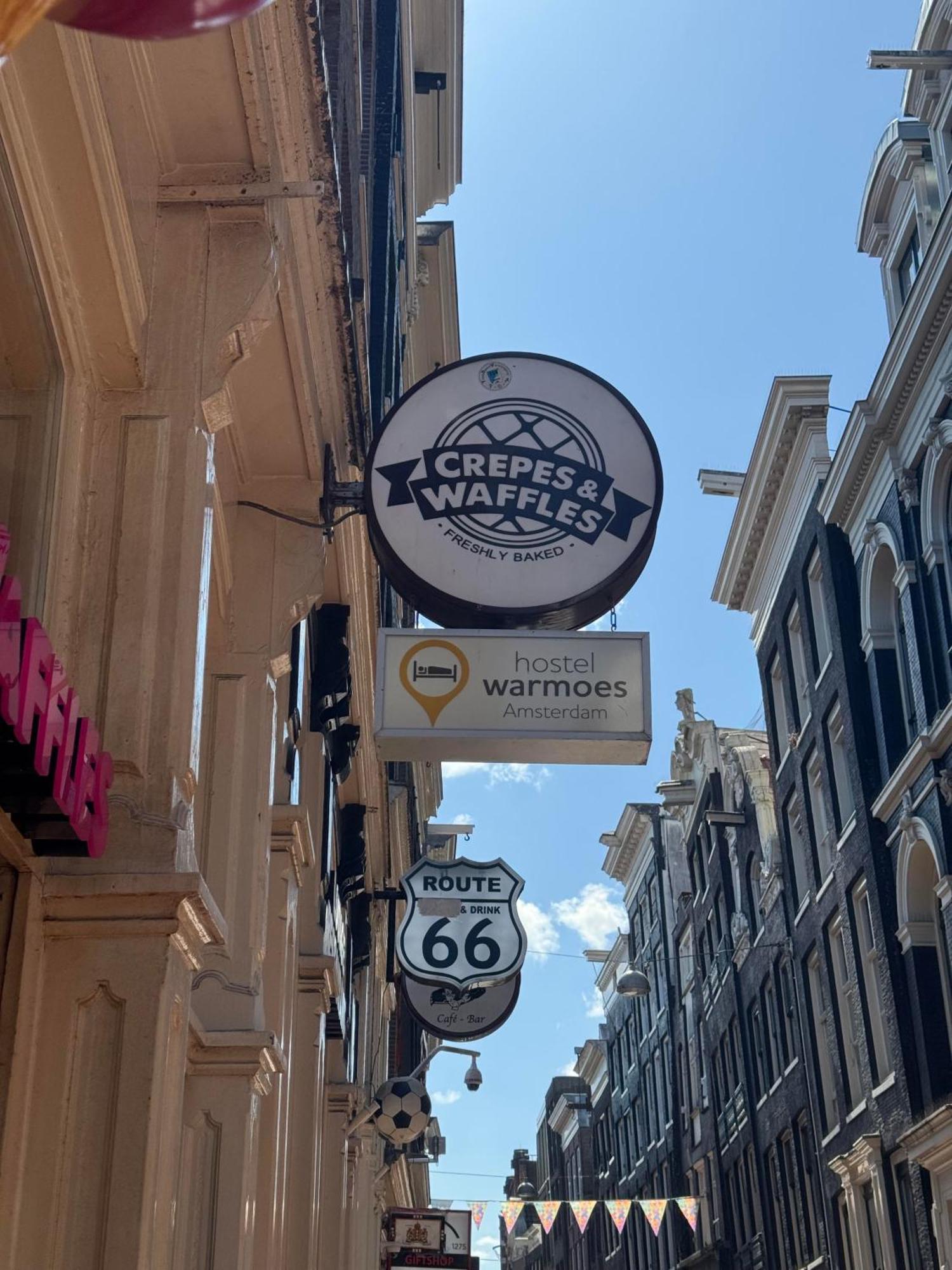 Hostal Warmoes Ámsterdam